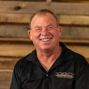 Read more about the article Meet Mike Premus: Your Expert in Obsolete RV Parts and Legacy Coach Support with over 40 Years of Experience