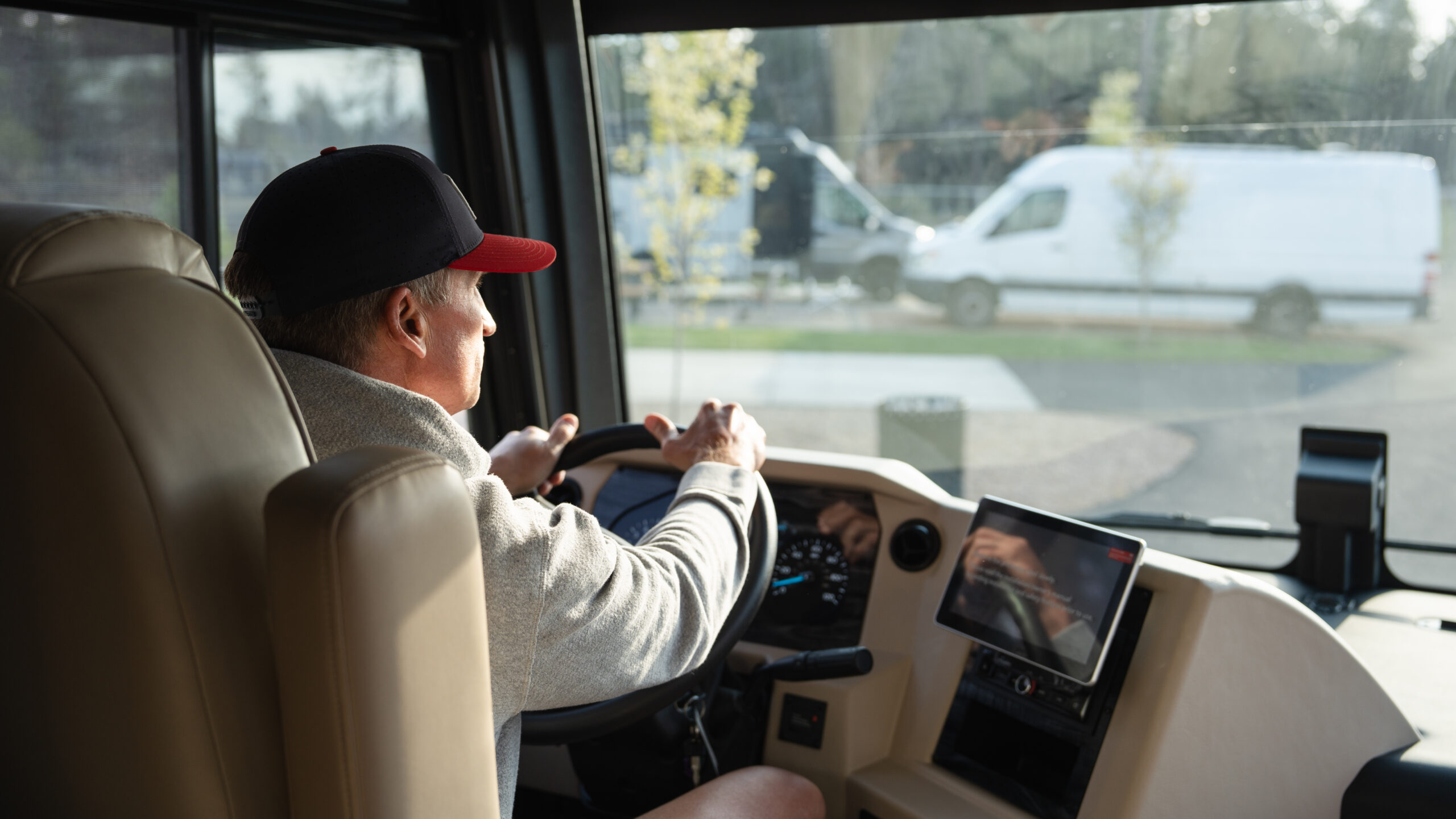 You are currently viewing How to Schedule a Test Drive at an RV Dealership and What to Expect When You Arrive