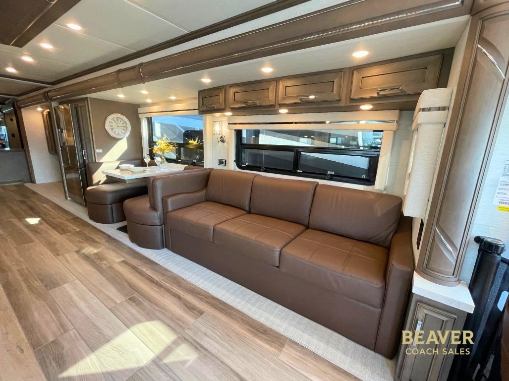 2027 Newmar Ventana 4037 CLASS A