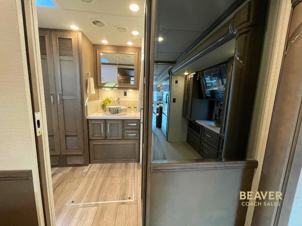 2027 Newmar Ventana 4037 CLASS A