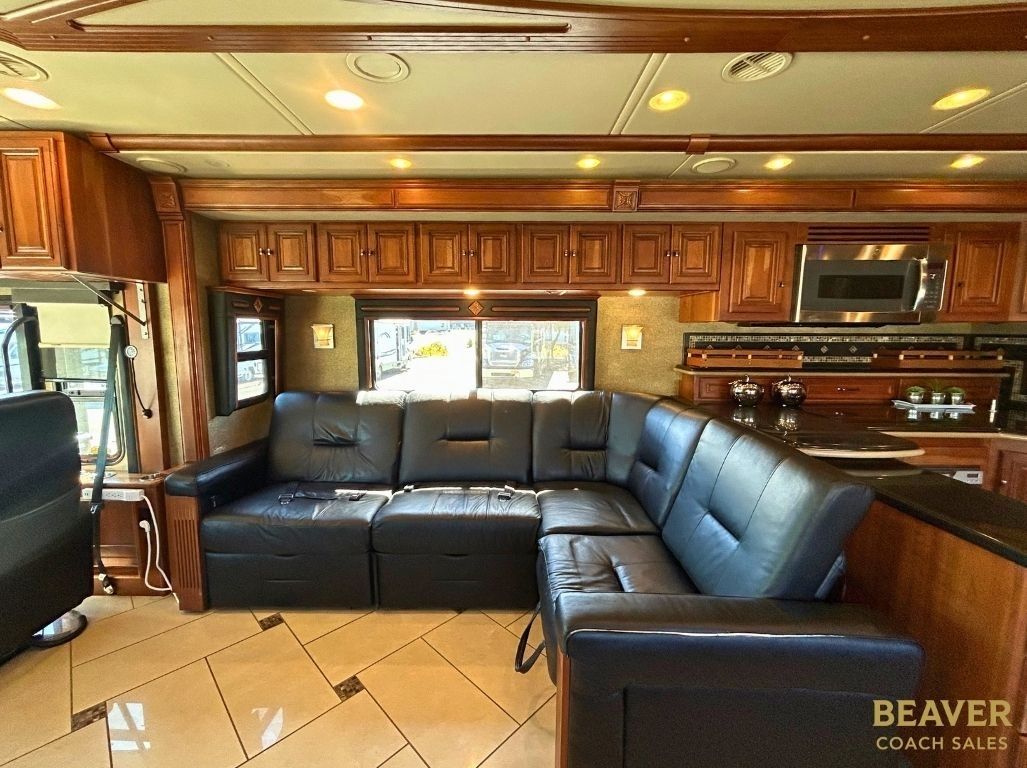 2013 WINNEBAGO TOUR CLASS A