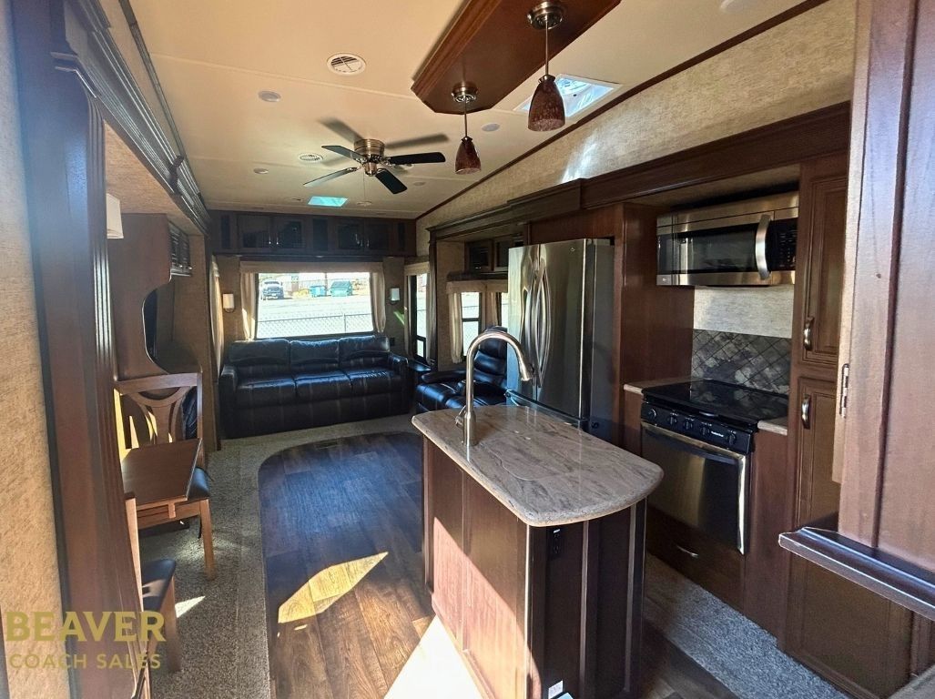 2016 Forest River Sierra 343RSOK FIFTH WHEEL