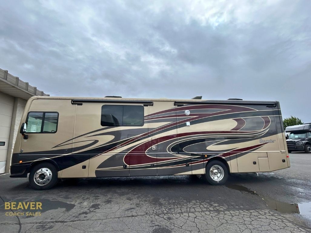 2019 Fleetwood Bounder CLASS A