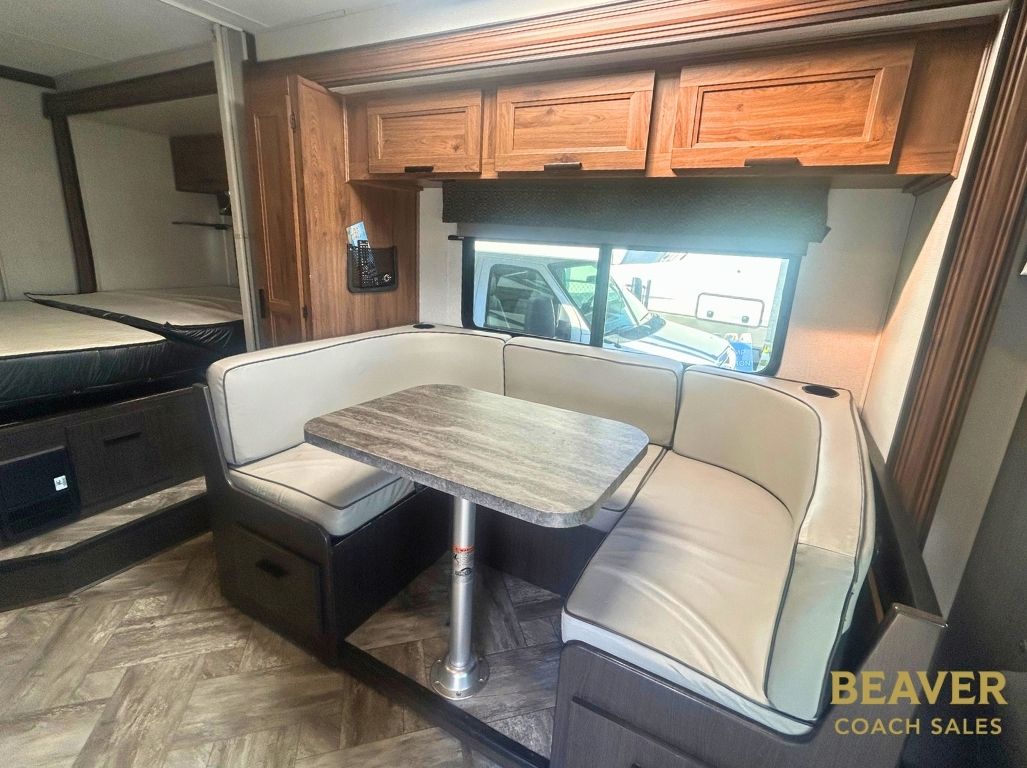 2022 FOREST RIVER SUNSEEKER 2440DSF CLASS C