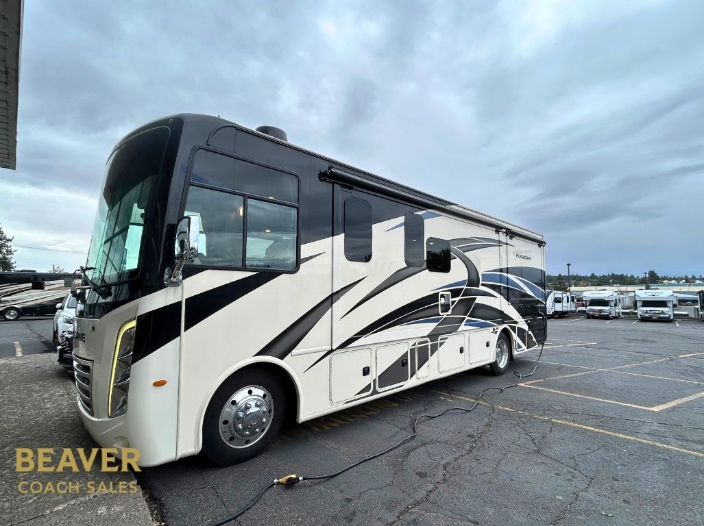 2022 Thor Motor Coach Hurricane CLASS A