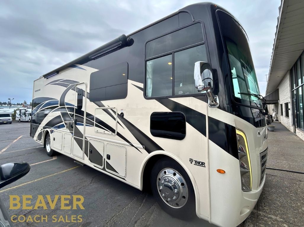 2022 Thor Motor Coach Hurricane CLASS A