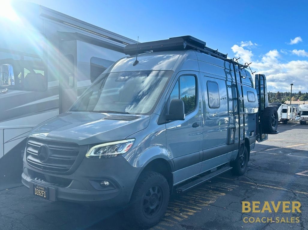 2022 WINNEBAGO REVEL CLASS A