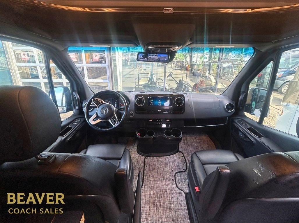 2022 WINNEBAGO REVEL CLASS A