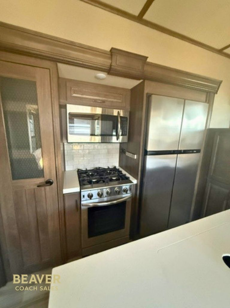 2023 Grand Design Solitude 382WB FIFTH WHEEL