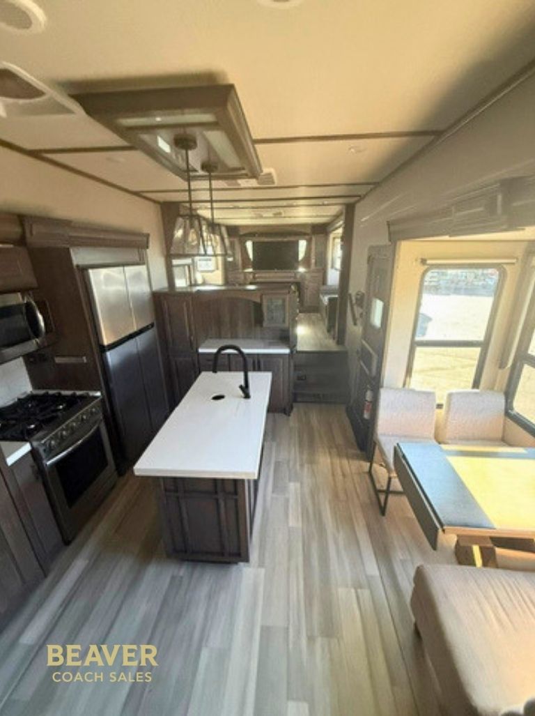 2023 Grand Design Solitude 382WB FIFTH WHEEL