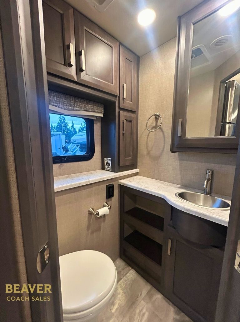 2023 Thor Motor Coach OMNI CLASS C