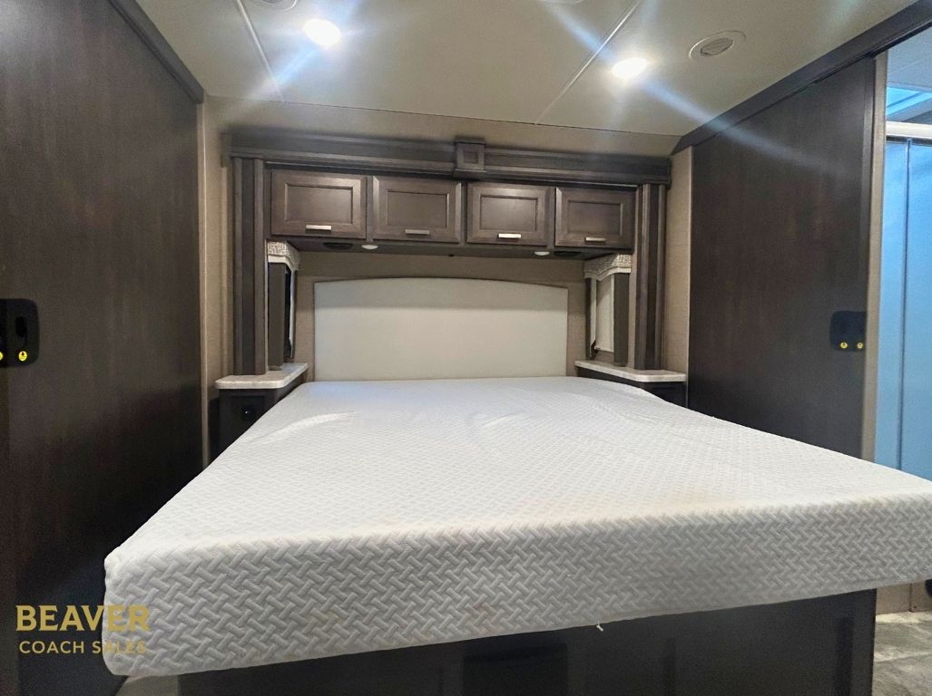 2023 Thor Motor Coach OMNI CLASS C