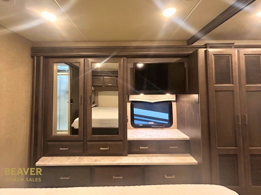 2023 Thor Motor Coach OMNI CLASS C