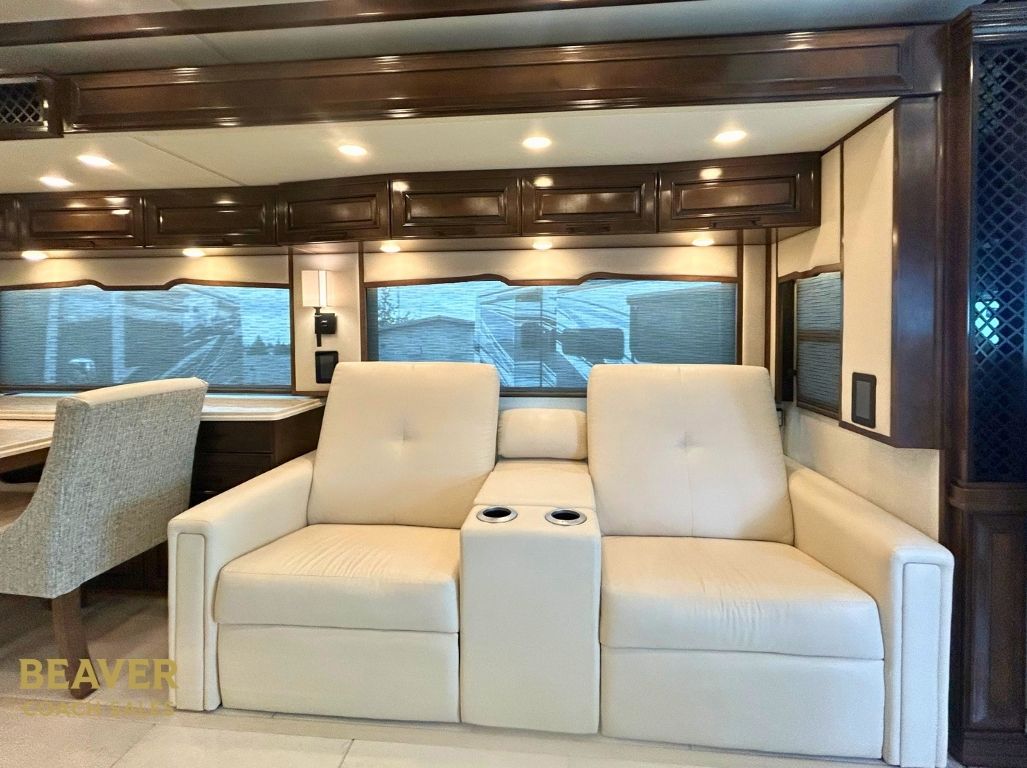 2024 Newmar London Aire 4551 CLASS A