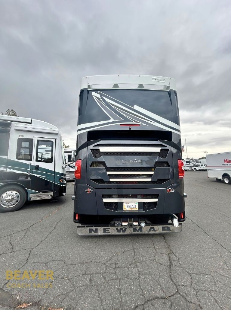 2024 Newmar London Aire 4551 CLASS A