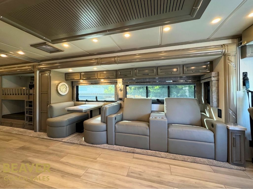 2025 Newmar Ventana 4340 CLASS A