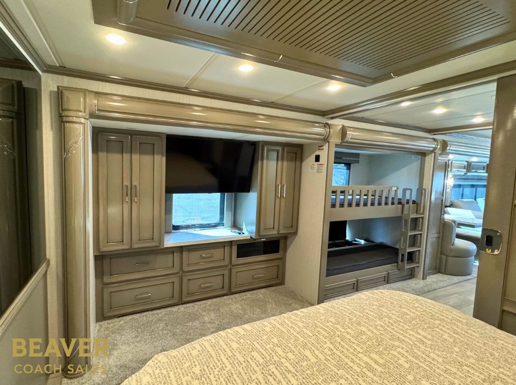 2025 Newmar Ventana 4340 CLASS A