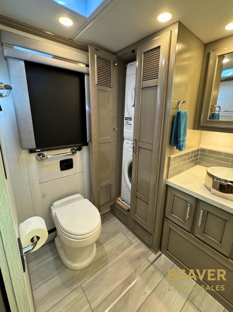 2025 Newmar Ventana 4340 CLASS A