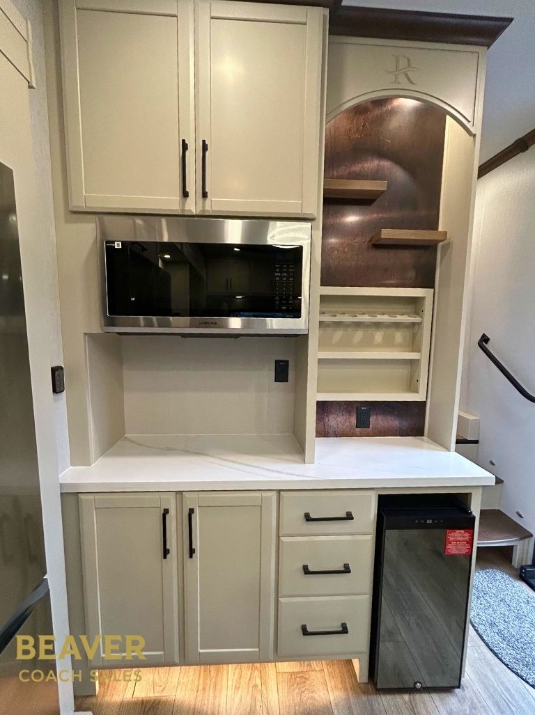 2027 FOREST RIVER RIVERSTONE FIFTH WHEEL