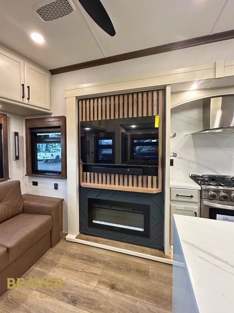 2027 FOREST RIVER RIVERSTONE FIFTH WHEEL