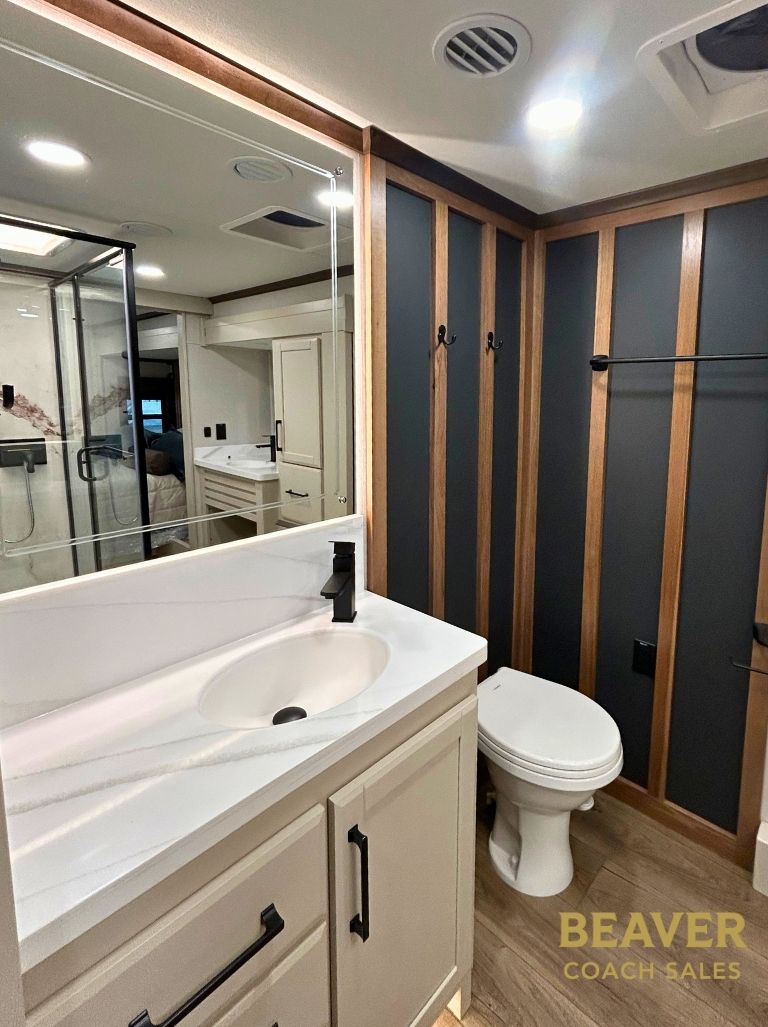 2027 FOREST RIVER RIVERSTONE FIFTH WHEEL