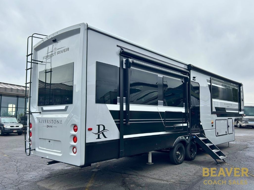 2027 FOREST RIVER RIVERSTONE FIFTH WHEEL