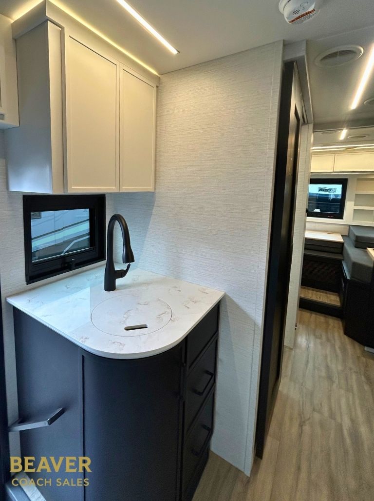 2027 Newmar Freedom Aire 2512 CLASS C
