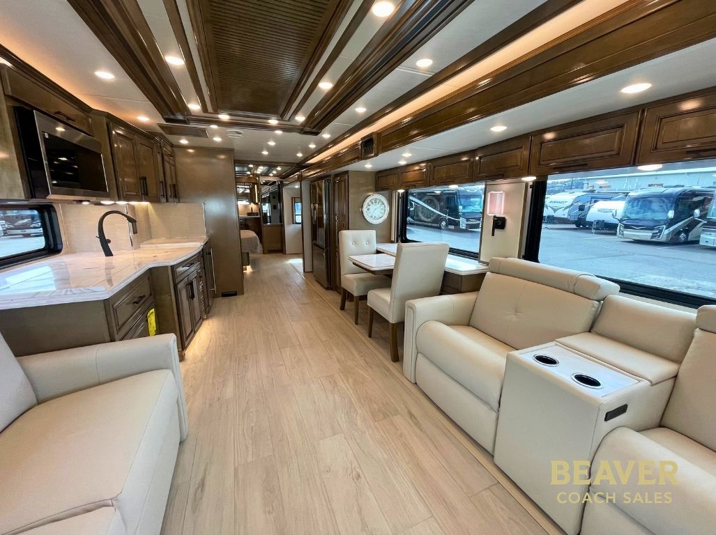 2027 NEWMAR LONDON AIRE CLASS A