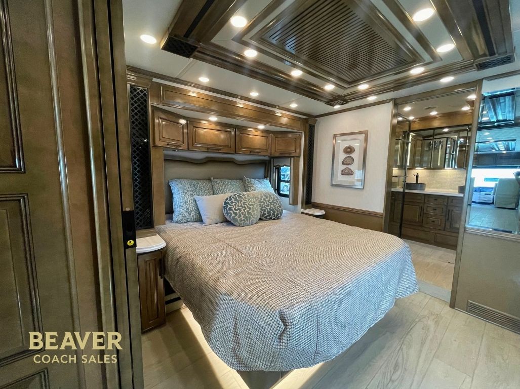 2027 NEWMAR LONDON AIRE CLASS A