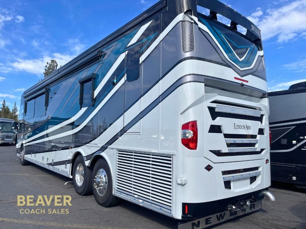 2027 NEWMAR LONDON AIRE CLASS A