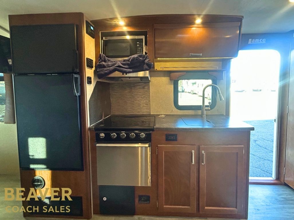 2019 Lance 1995 TRAVEL TRAILER