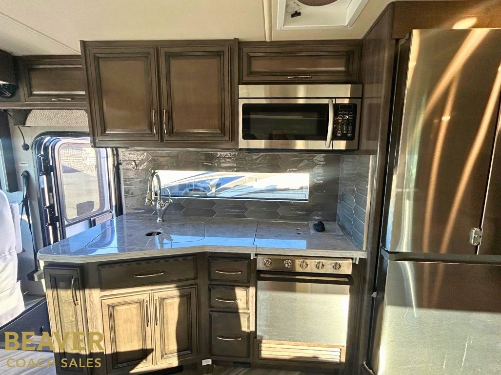 2021 FLEETWOOD BOUNDER CLASS A