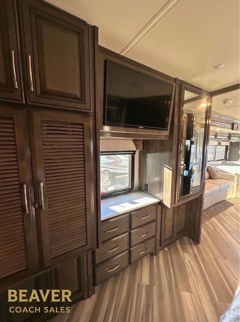 2021 FLEETWOOD BOUNDER CLASS A