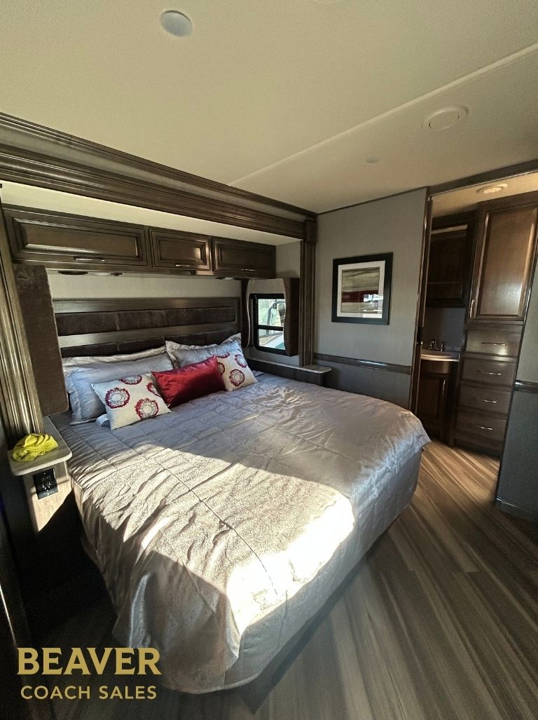 2021 FLEETWOOD BOUNDER CLASS A