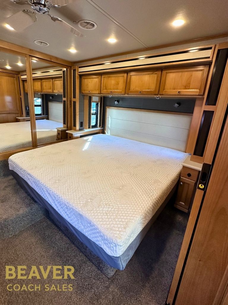 2021 Tiffin Motorhomes ALLEGRO RED CLASS A