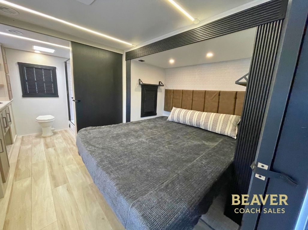 2027 FOREST RIVER SALEM TRAVEL TRAILER