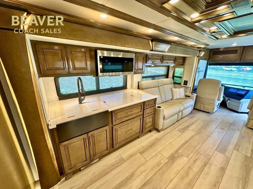 2027 Newmar Dutch Star 4340 Spartan CLASS A