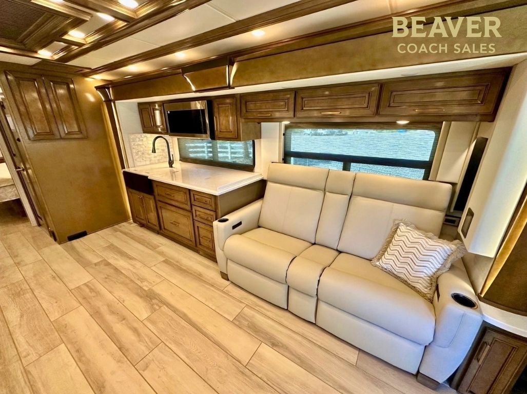 2027 Newmar Dutch Star 4340 Spartan CLASS A